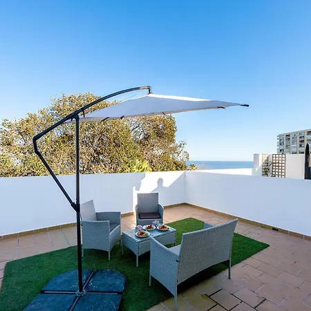 797 -piso Con Terraza Y Vistas En La Nogalera * Torremolinos