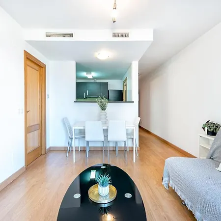 Apartman 797 -piso Con Terraza Y Vistas En La Nogalera *